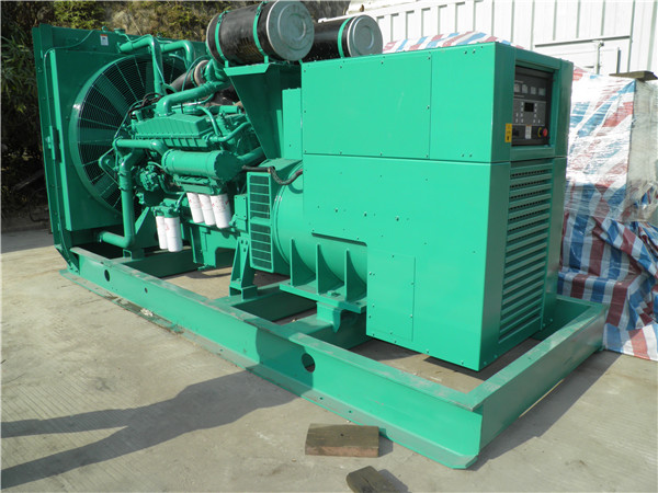 东乡出租发电机 发电机组厂家：柴油发电机组的控制屏的作用是什么？