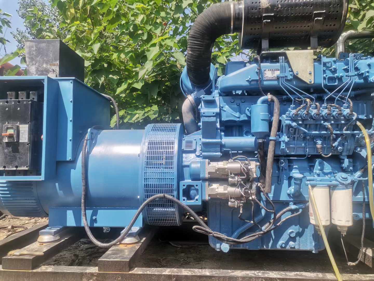 东乡详细说明降低 800kW 柴油发电机输出电流波动的方法